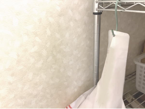 ゴミ袋収納 これが一番取りやすかった パンチ穴ぶら下げ あすか倶楽部 多手芸生活と道具作り