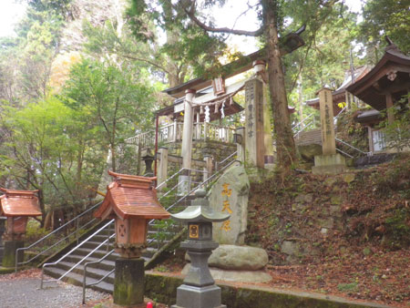 幣立神宮02