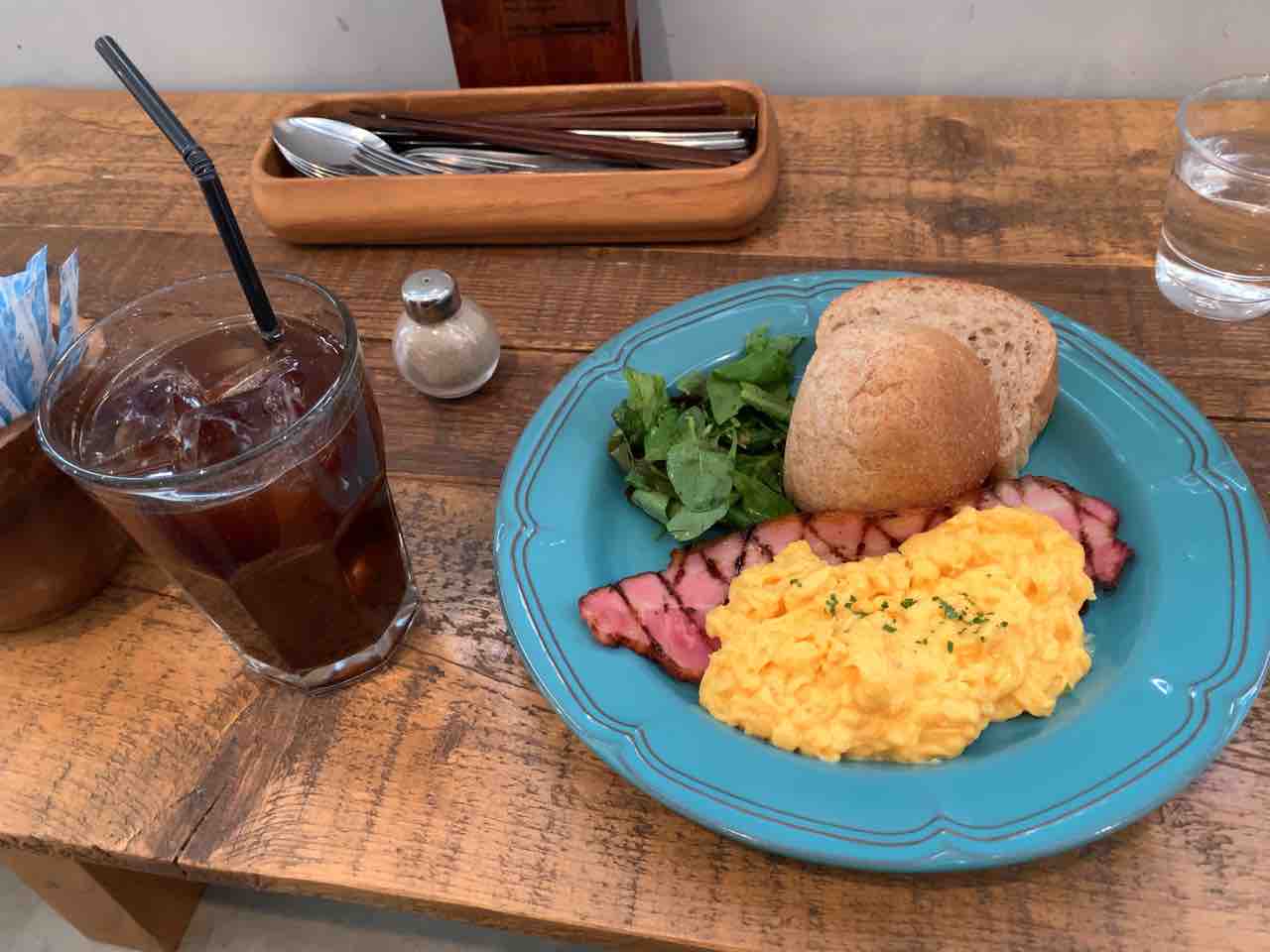 池尻大橋からのソファも多いおすすめカフェ 都内っぷ