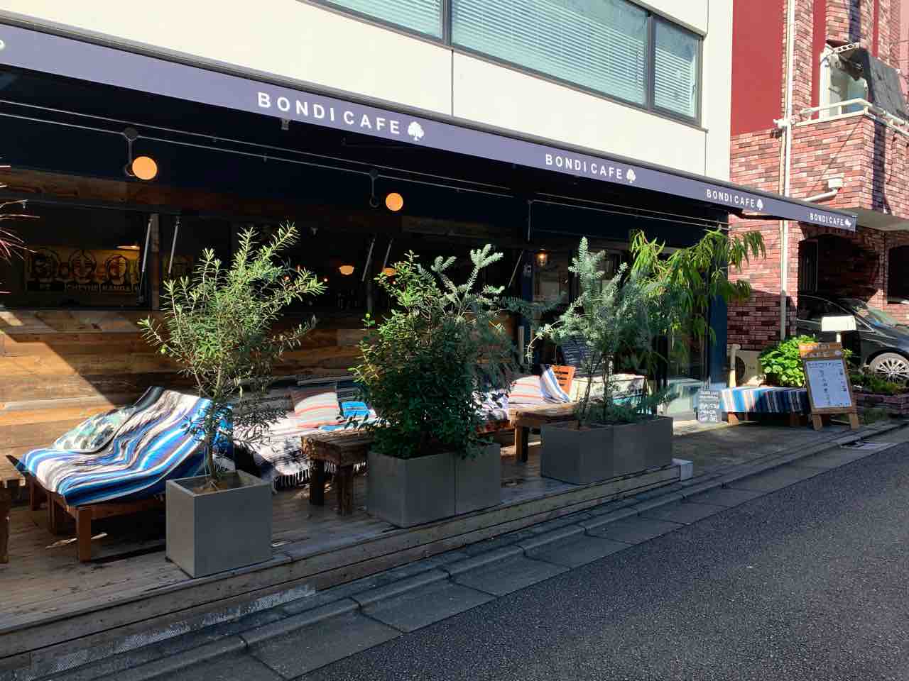 池尻大橋からのソファも多いおすすめカフェ 都内っぷ