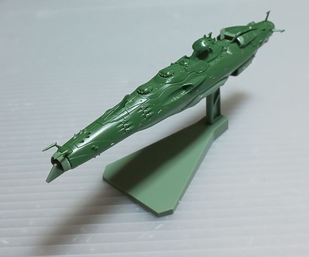 手作り木工・ガイデロ―ル級航空戦艦 メカコレクション宇宙戦艦ヤマト2199 No.20 ガイデロール級航宙戦艦
