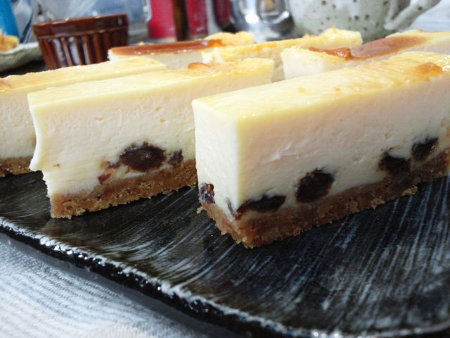 ７月のチーズケーキ ラムレーズンベイクドチーズケーキ 森のアトリエ Chokucrafts