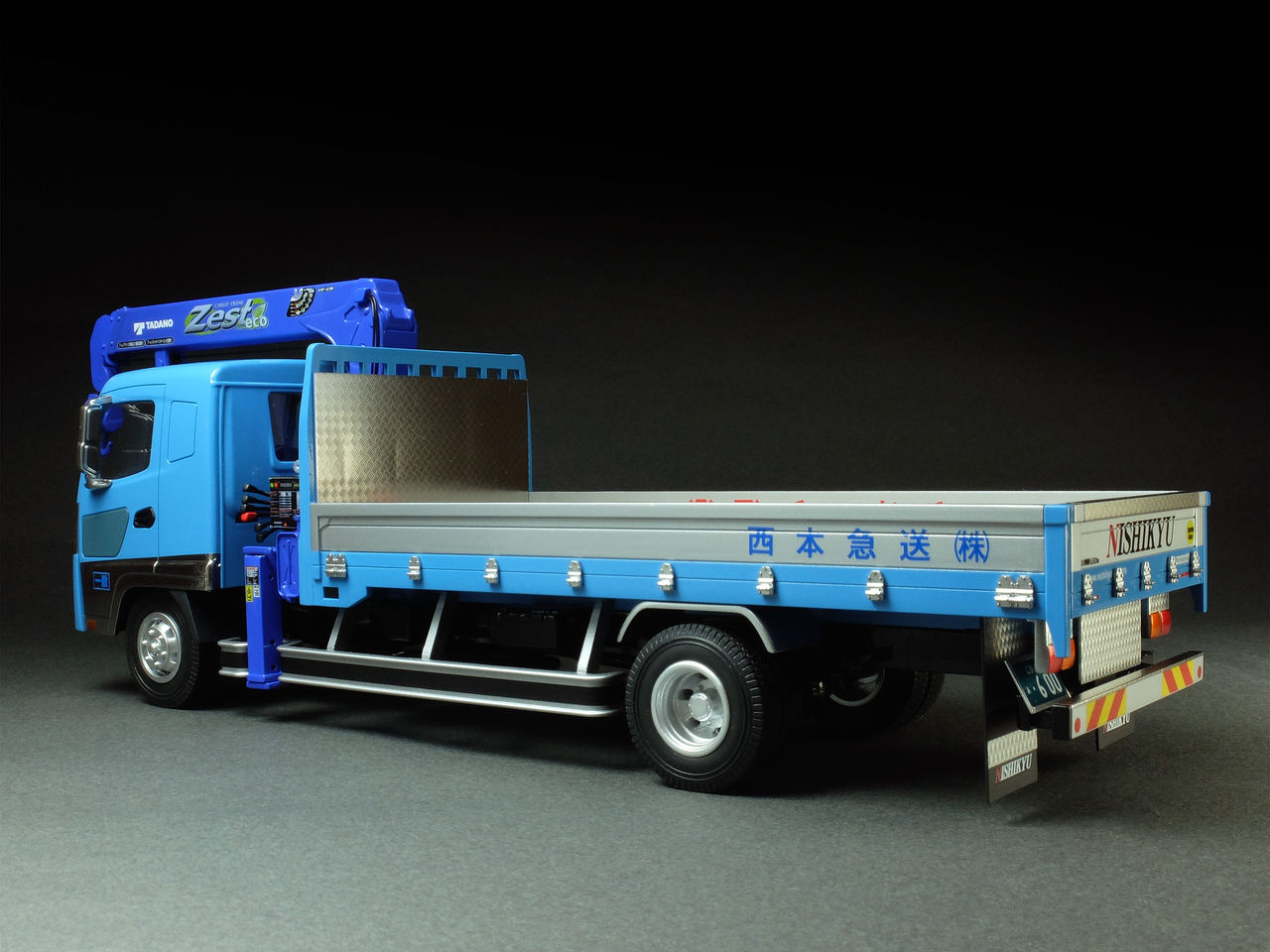 1/32 TADANO CARGO CRANE（西本急送様仕様） : 車模型工房 アトリエ243