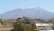 八ヶ岳(20140424)セブンイレブン裏「あずさ4号」