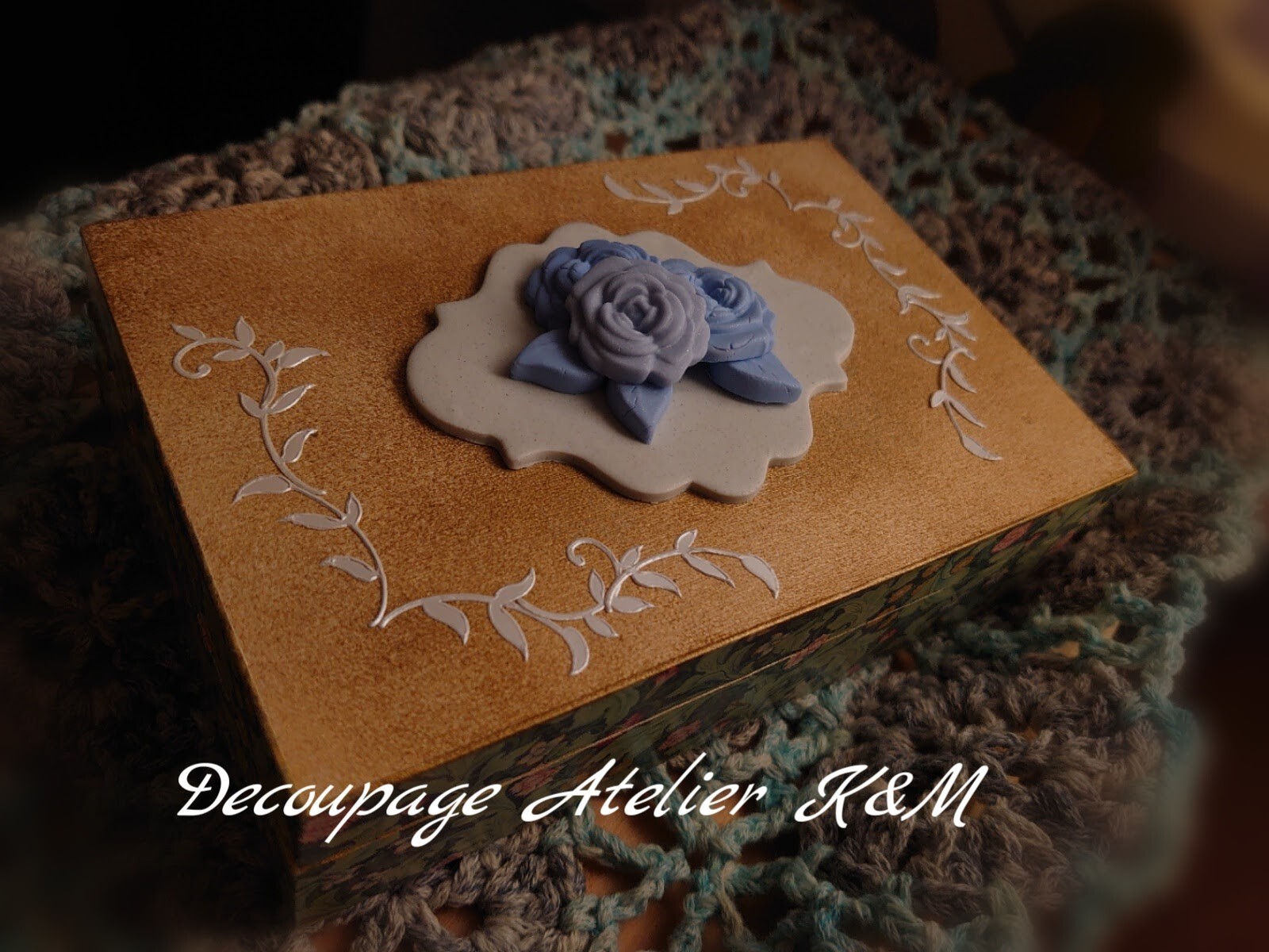 ウィリアムモリスのマスキングテープでデコパージュ Decoupage Atelier K M ウィリアムモリスのマスキングテープでデコパージュ Decoupage Atelier K M