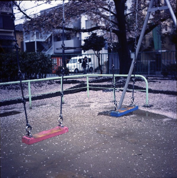 img048