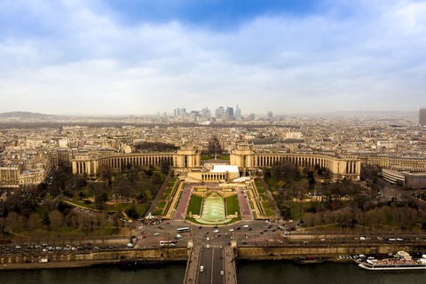 skyline-1283424_1920