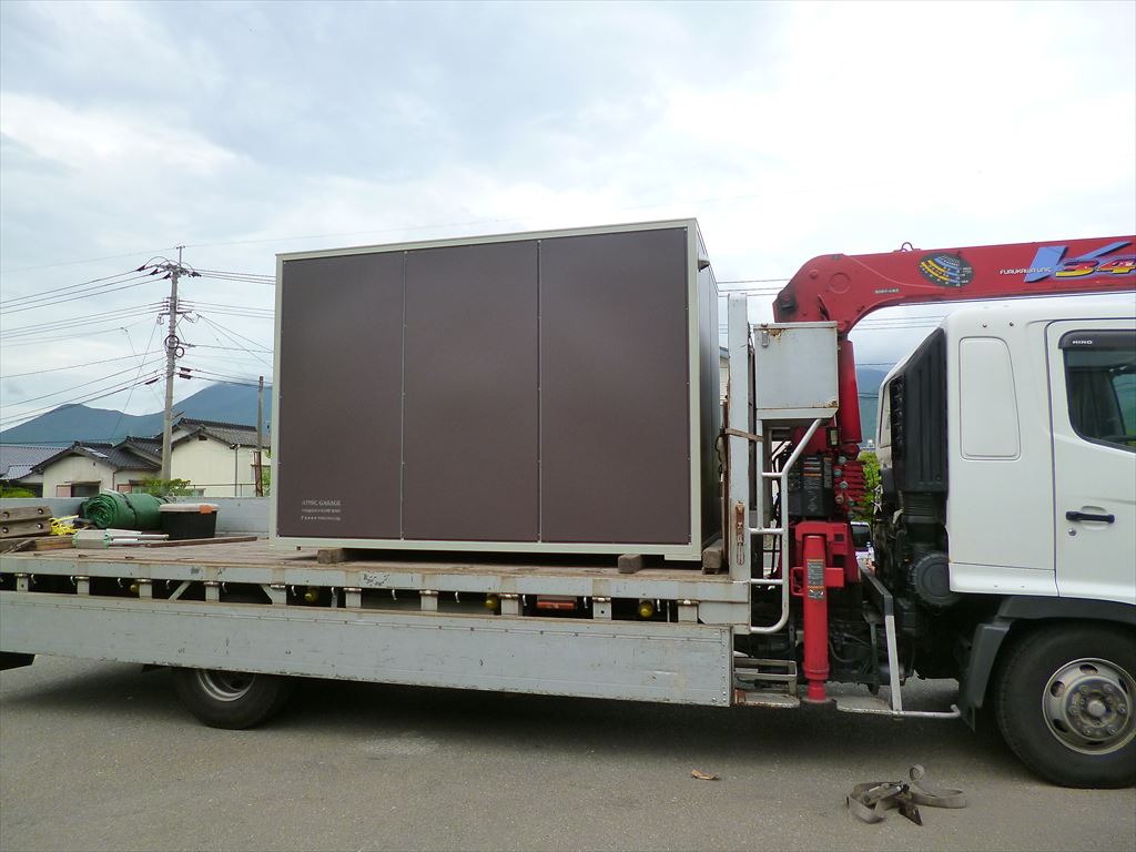 積み込み完了バイクロッカー1800 ガレージハウスと徒然草 積み込み完了バイクロッカー1800 ガレージハウスと徒然草