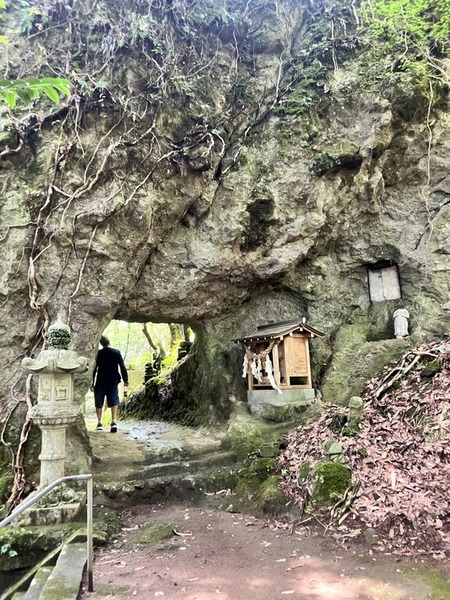 2025-09-15_12-35-07_404