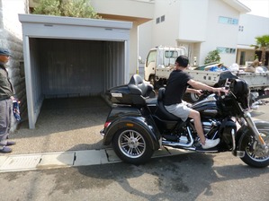 az034