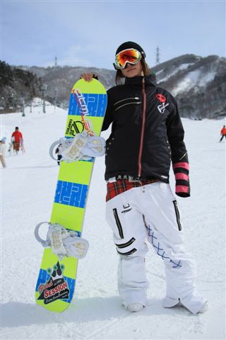 目標 スノーボード ウェア 着こなし スノーボードウェアの着こなし画像を紹介するブログです