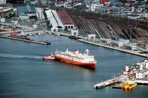 P198 1988.09.17_2 2_022 青函連絡船 函館桟橋