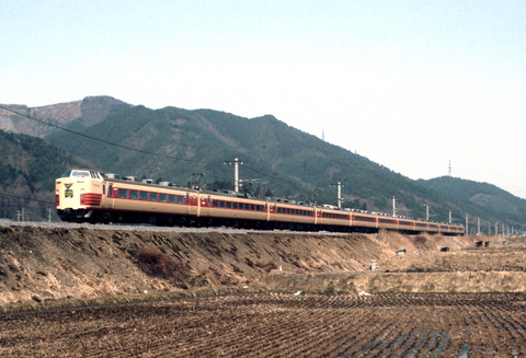 P723
