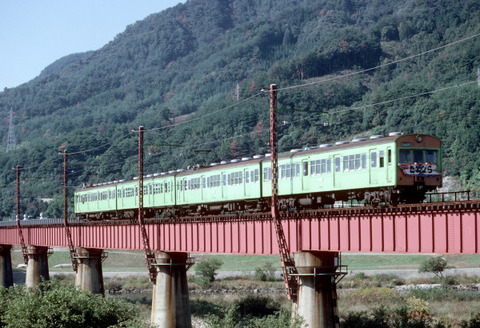 P233 1984.10.31 1_019 Tc79501+3B 中島^上八木