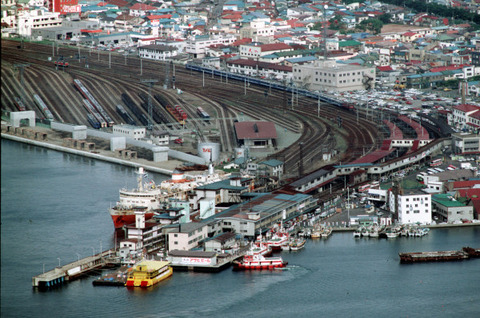 P198 1988.09.17_2 2_027 青函連絡船 函館桟橋