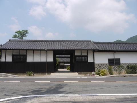 横山邸正門P1020060