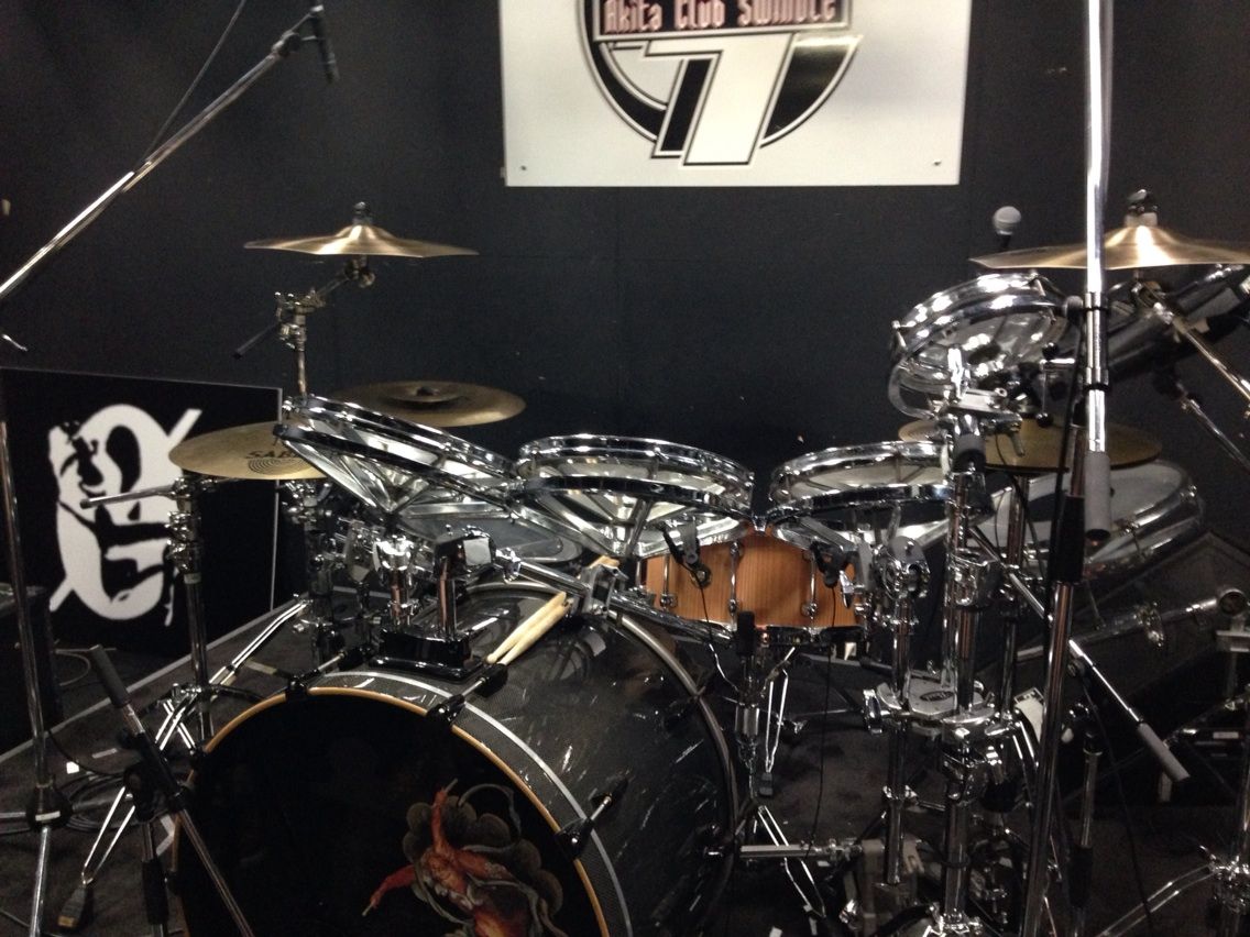 ATOMIC DRUM 高橋まことのぼちぼちBLOG 秋田チャリティーライブ報告、つづき、ざんす。