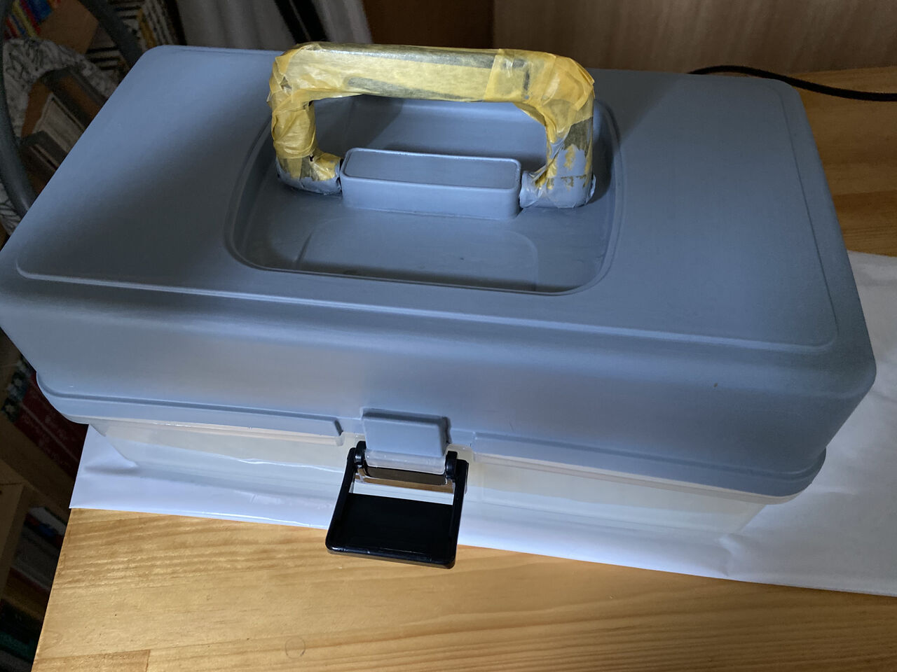 プラスチックboxを化粧箱にリメイクしました 主婦も歩けばアートに出会う