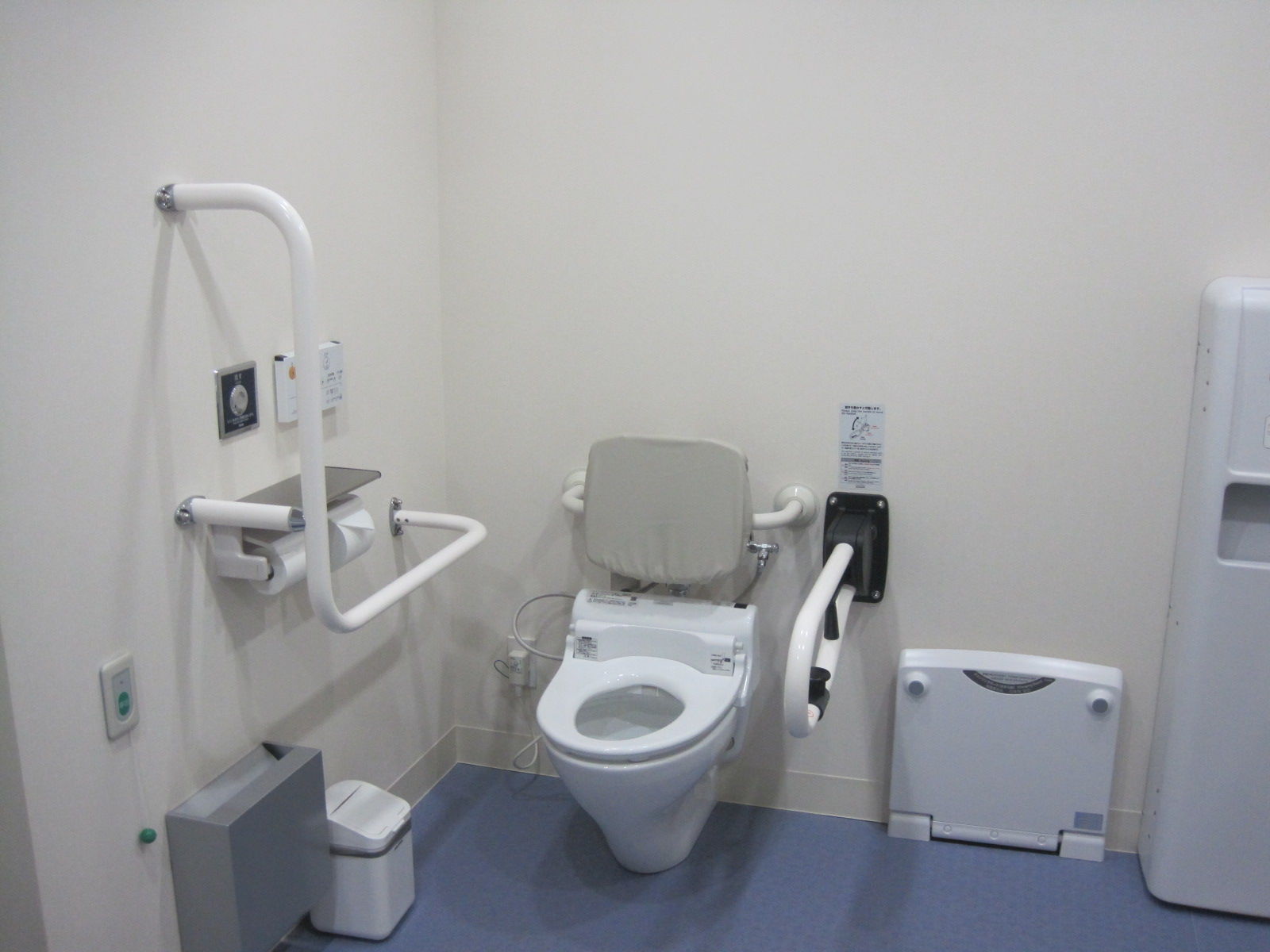 22年の C787br トイレトップ 22年の C787br トイレトップ