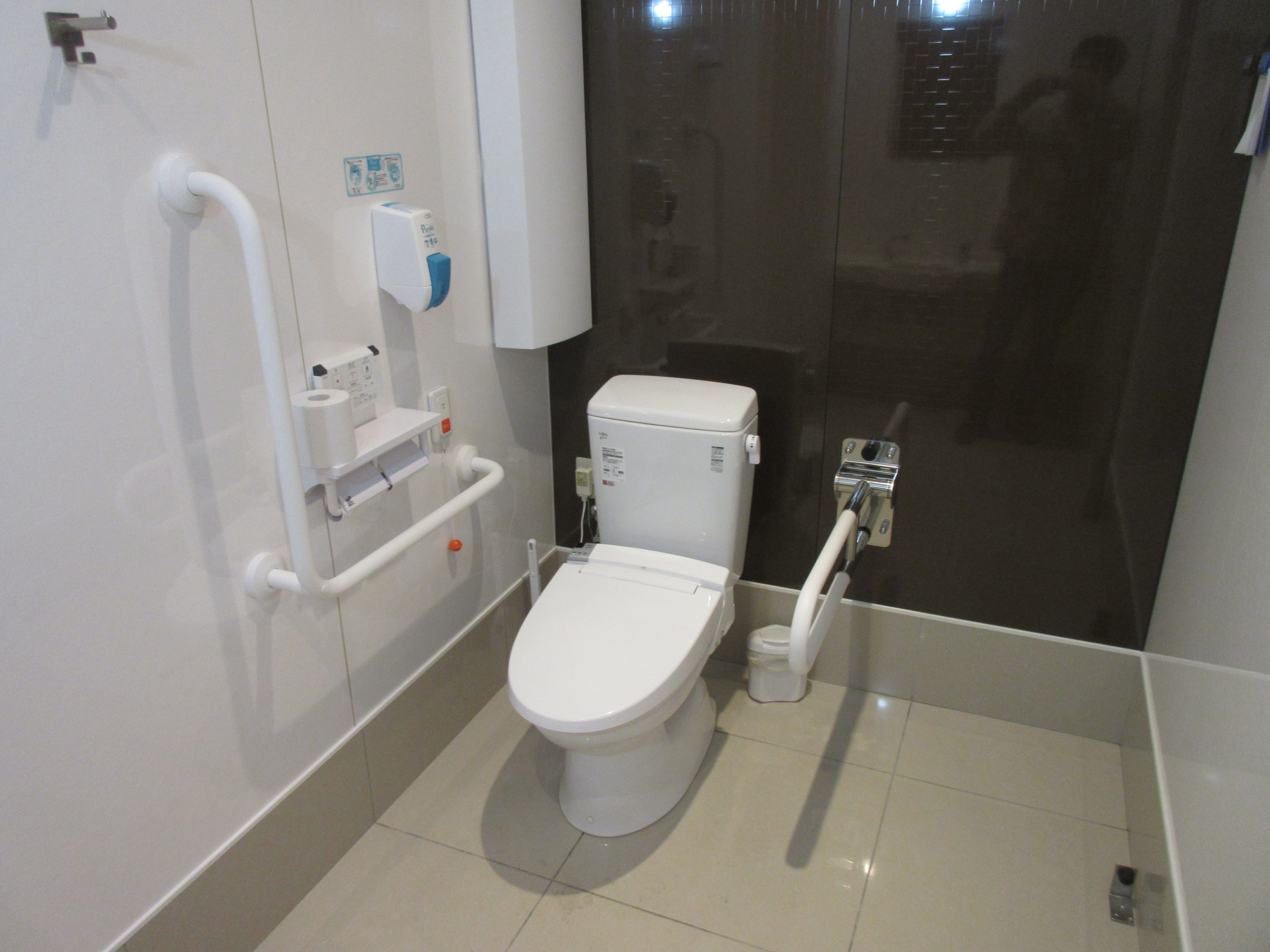 トイレ設備調査日記atosatu ファミリーマート札幌北7条西6丁目店。