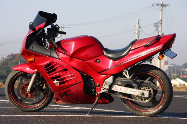 富士 R400 Atsu26 Blog:ウエット朝練とAIキャンセル、フェンダーカット