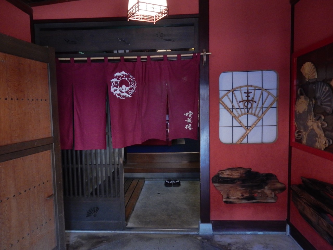 ひがし茶屋街 お茶屋さん巡り アバンギャルドな懐華楼 僕と彼氏の旅行記
