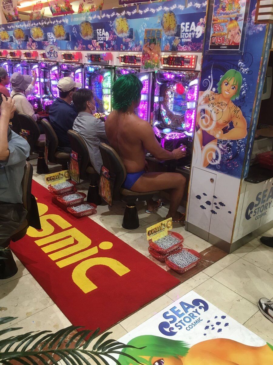 画像 ほぼ全裸のコスプレイヤーが海物語のパチンコ打ってたんやが パチスロフリーク 画像 ほぼ全裸のコスプレイヤーが海物語のパチンコ打ってたんやが パチスロフリーク