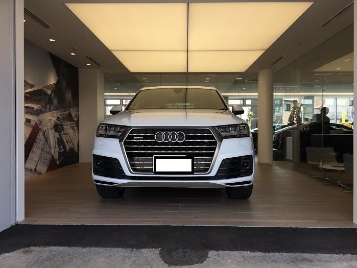 終始笑いの絶えないご納車式でした アウディ立川blog スタッフブログ
