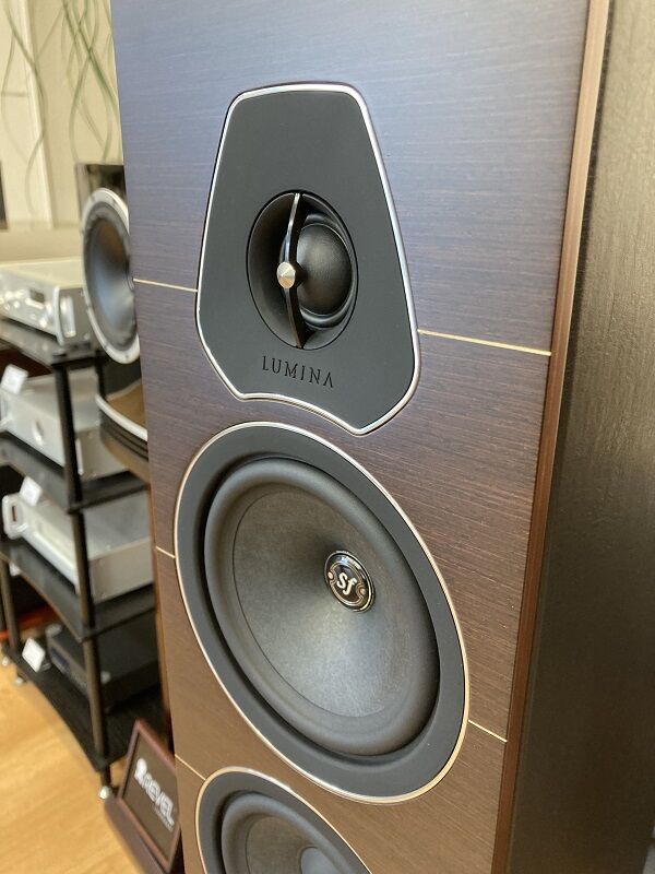 エントリークラスの新たな名機!?Sonus faber「LUMINA」展示 エントリークラスの新たな名機!?Sonus faber「LUMINA」展示