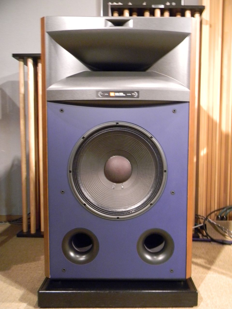 JBLスピーカー4365の中古品が入荷致しました。 : 音日記 JBLスピーカー4365の中古品が入荷致しました。 : 音日記