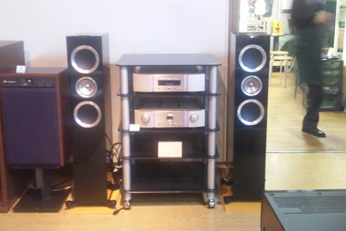 kef r700