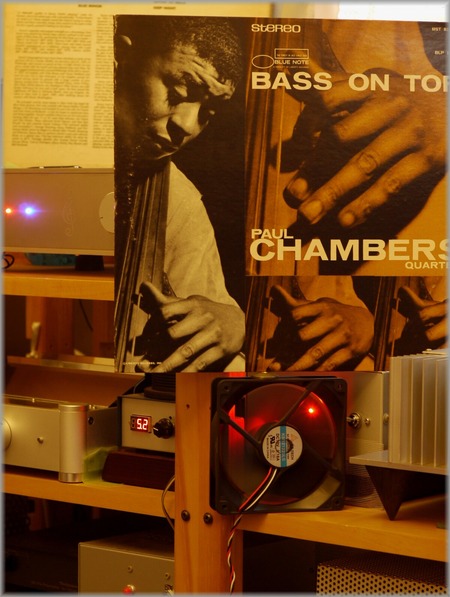 P1010736_bass on top__lum