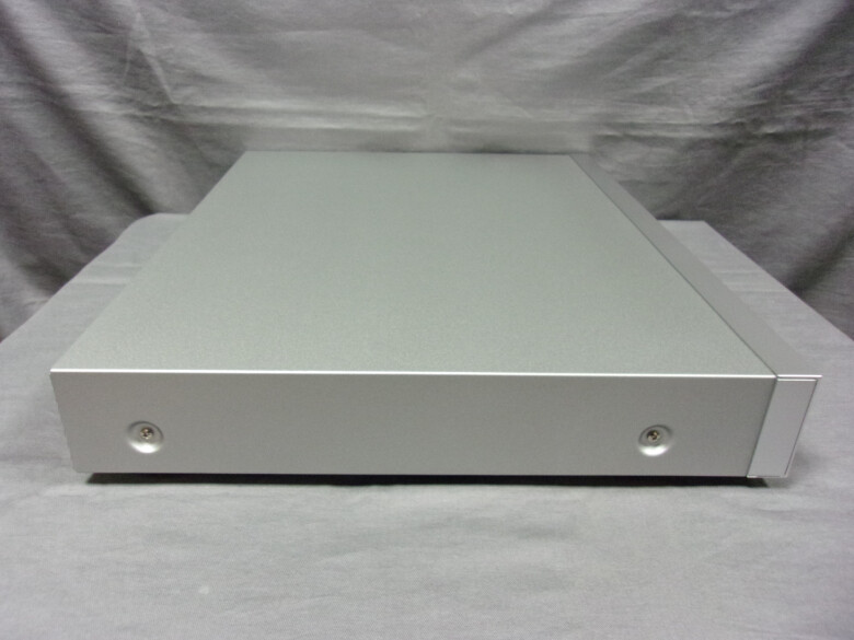 中古品情報!】DELA N1A/3-S20-J SSD搭載オーディオ用NAS 中古品情報!】DELA N1A/3-S20-J SSD搭載オーディオ用NAS