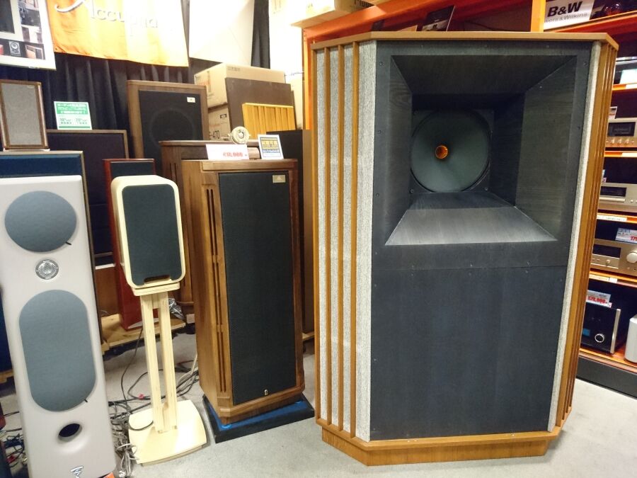 コジマ様専用です。TANNOY 大型2ウェイスピーカー - メルカリ