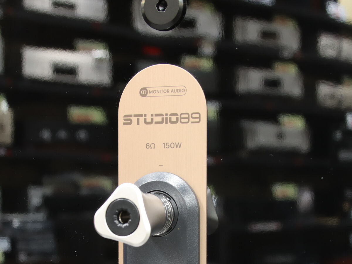 Monitor Audioからの刺客！Studio89の展示を開始しました