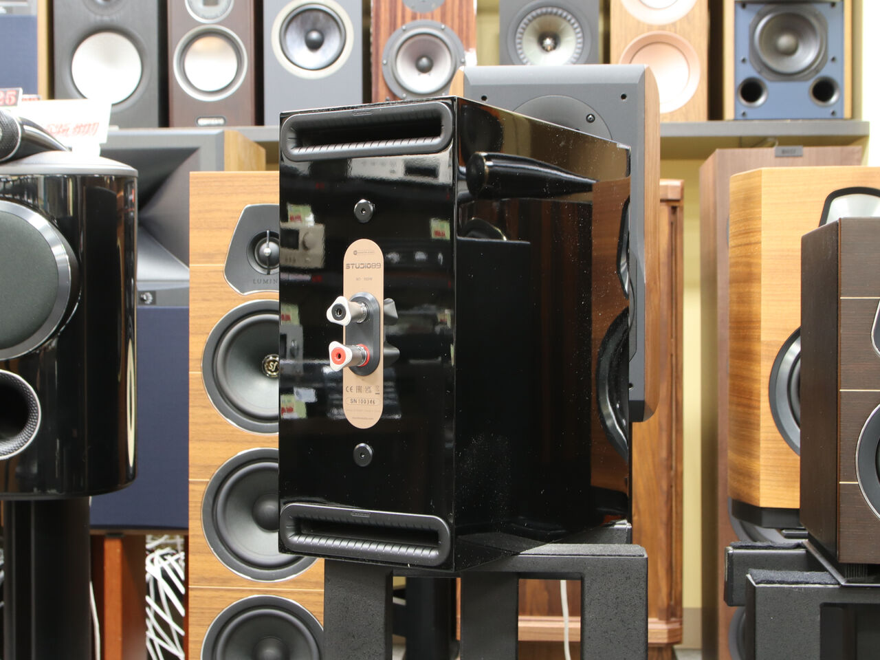 激レア❗　モニター　オーディオ Monitor Audioからの刺客！Studio89の展示を開始しました