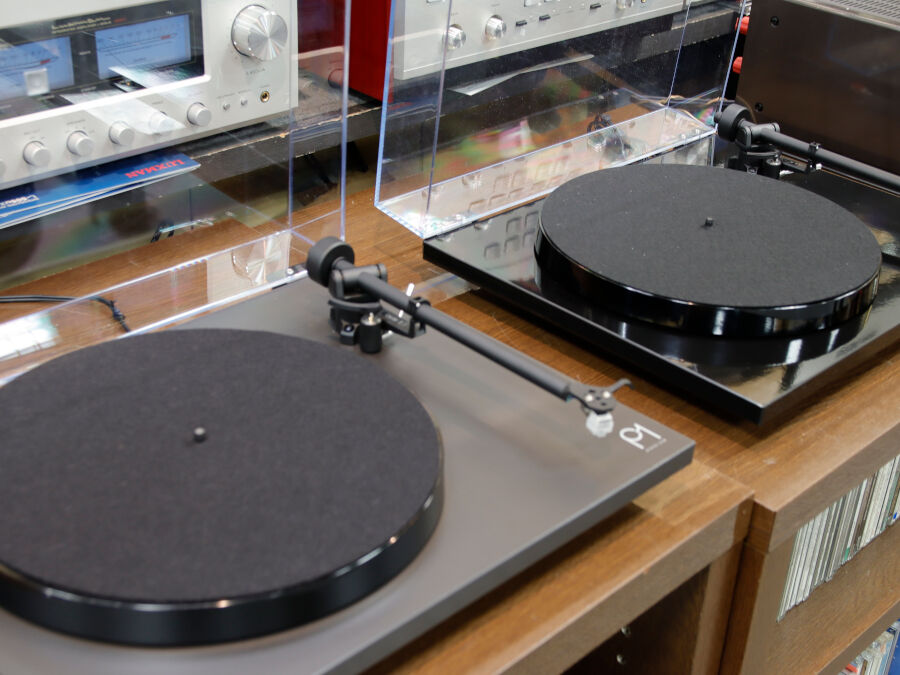 Rega Planar1 MK2、進化したエントリーモデル！ 展示開始しました！ : オーディオユニオンお茶の水店 | オーディオの販売・中古 ...