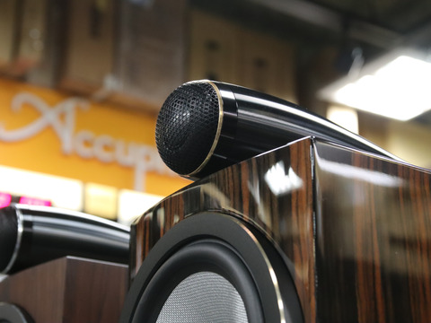 より高められた「高性能」!Bowers & Wilkins 705S3 Signatureが より高められた「高性能」!Bowers & Wilkins 705S3 Signatureが