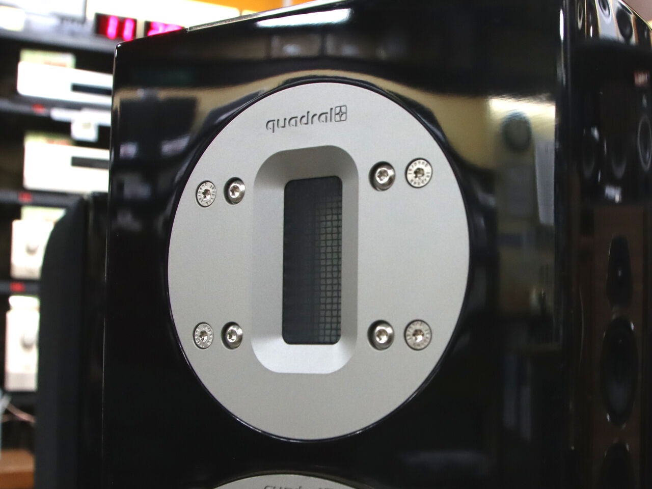ヨーロッパの実力派スピーカー！quadral Chromium Style35 展示開始 