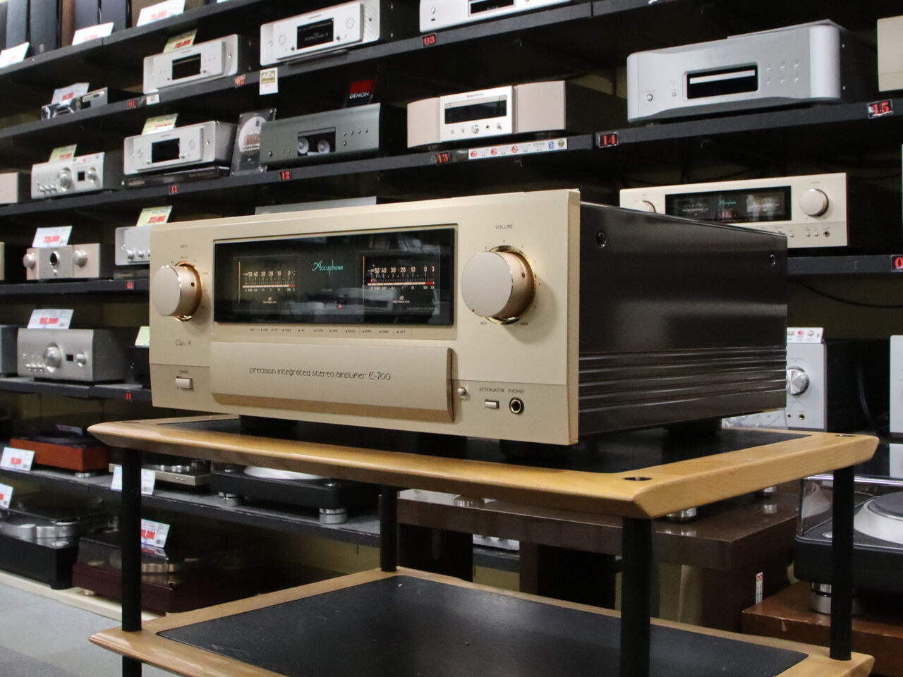 日本の今を聴いてもらいたい!Accuphase 純A級プリメインアンプ 日本の今を聴いてもらいたい!Accuphase 純A級プリメインアンプ