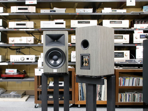 JBL ホームユースの上位モデル HDI-1600のご紹介です JBL ホームユースの上位モデル HDI-1600のご紹介です