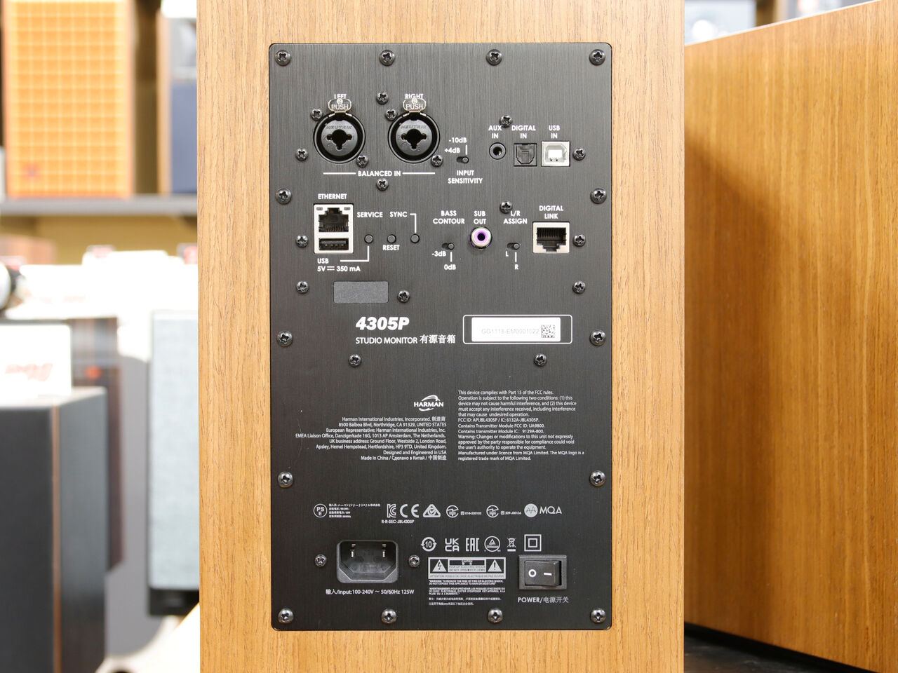 JBL 待望のワイヤレススピーカー 4305Pの展示を開始しました JBL 待望のワイヤレススピーカー 4305Pの展示を開始しました