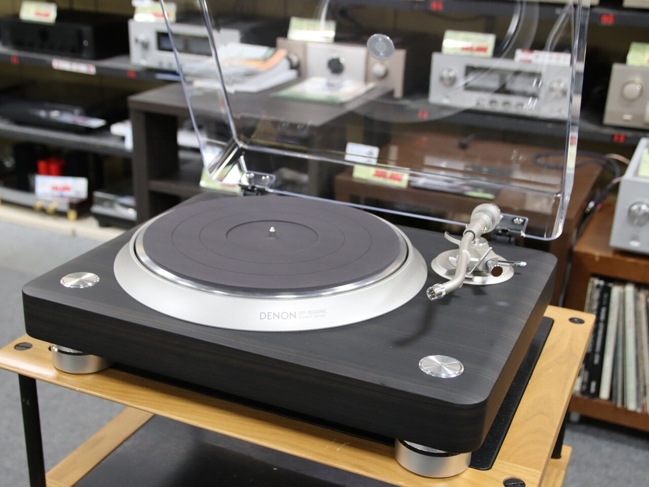DENON 待望のプレミアムクラスにしてスタンダード・レコード DENON 待望のプレミアムクラスにしてスタンダード・レコード