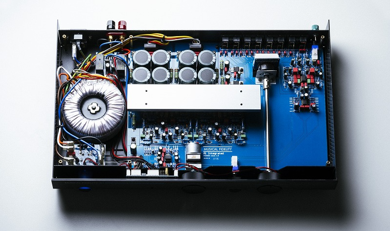 【極美品】Musical Fidelity A1（2024年復刻版） 極美品】Musical Fidelity A1（2024年復刻版） - メルカリ