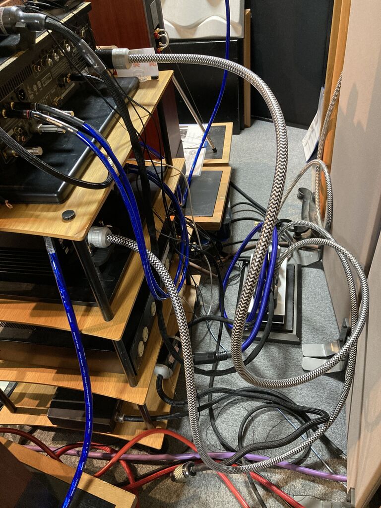 ACROLINK 8N-PC8100 Performante 2.0m 中古 : オーディオ ACROLINK 8N-PC8100 Performante 2.0m 中古 : オーディオ