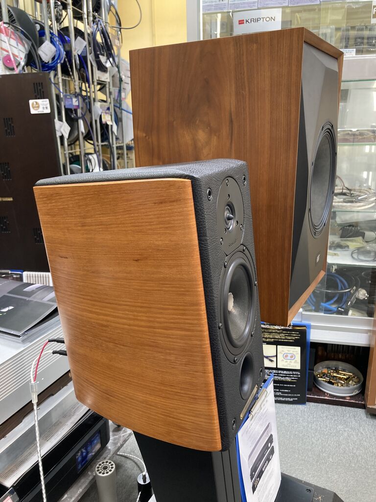 Sonus faber Concertino Domus+Stand 聴いてます : オーディオユニオン