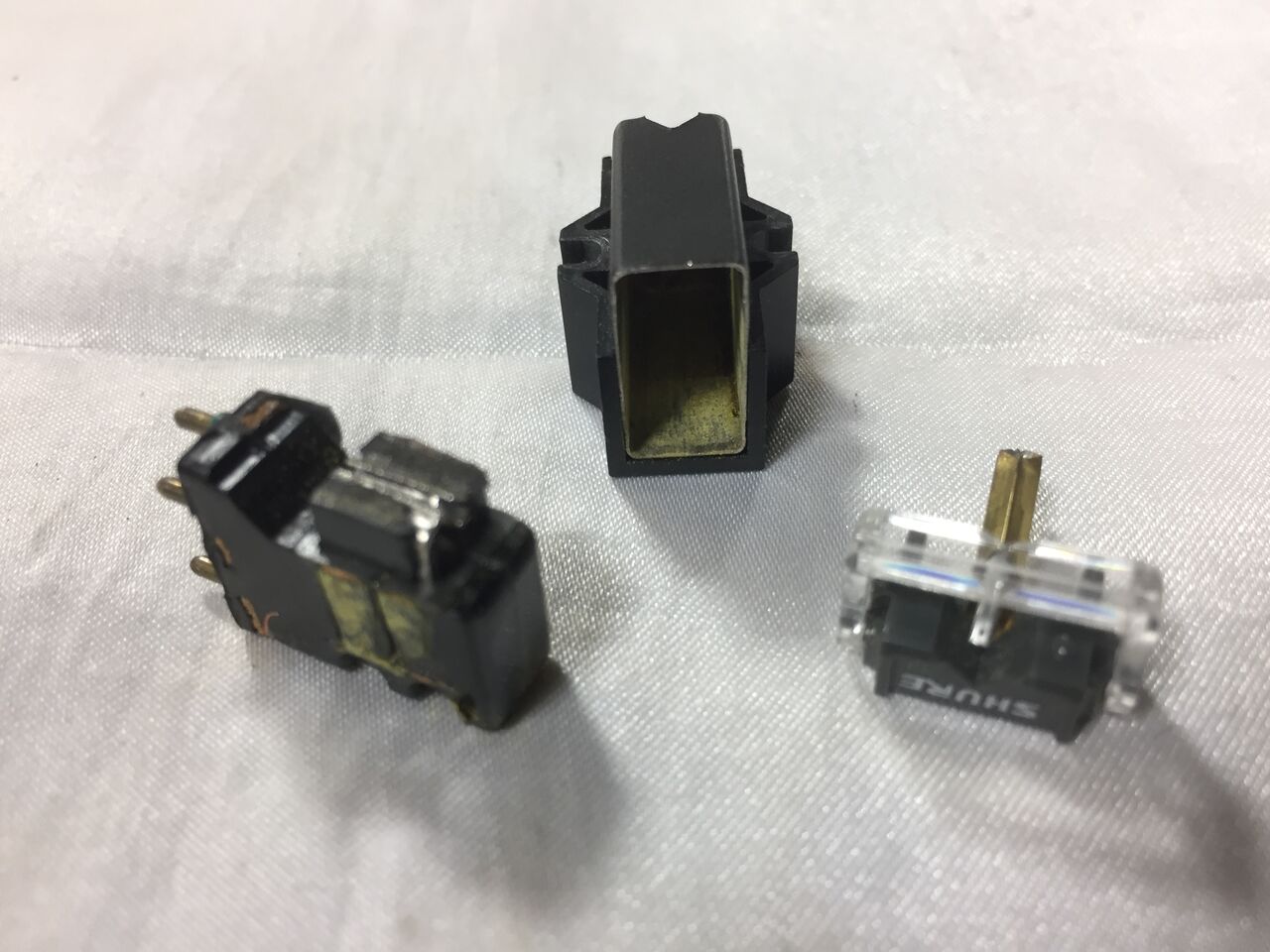 SHURE M44G 解体 : オーディオユニオン お茶の水 アクセサリー館