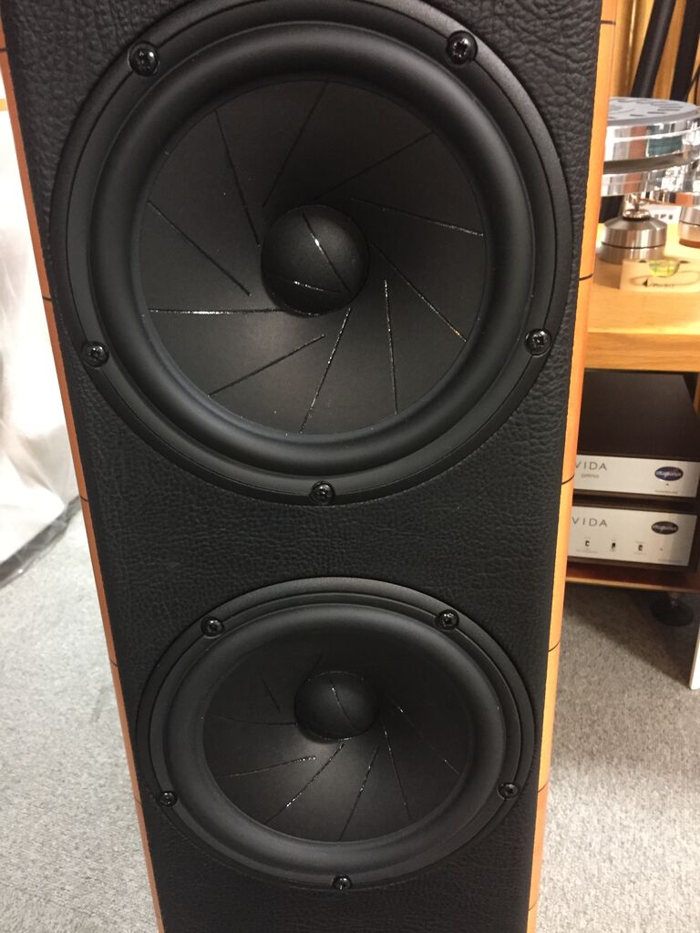 Sonus faber Cremona : オーディオユニオン お茶の水 Sonus faber Cremona : オーディオユニオン お茶の水