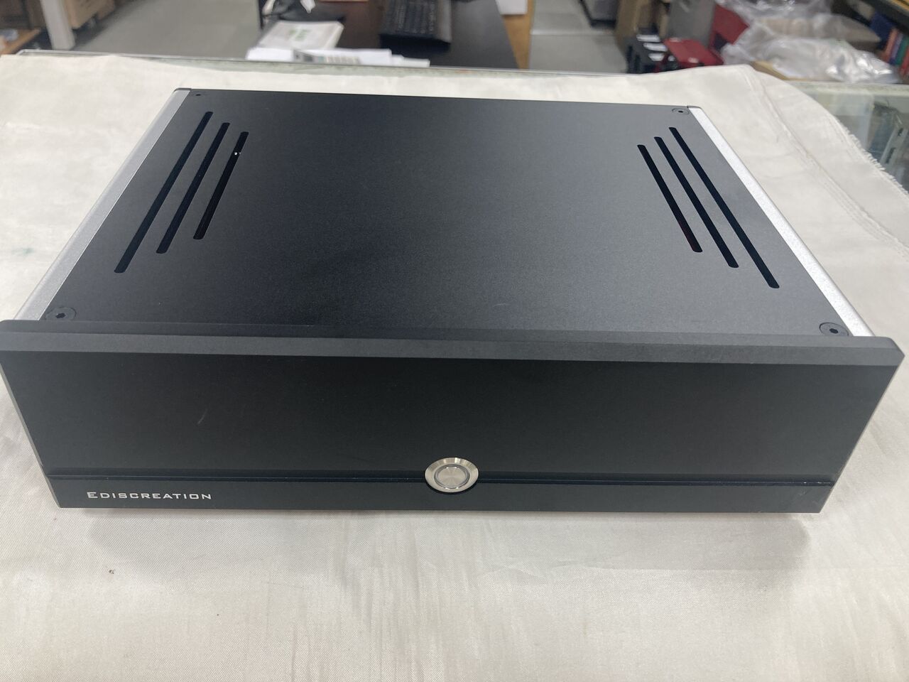 EDISCREATION SILENT SWITCH OCXO 2 FIBER BOX 2 中古入荷しました EDISCREATION SILENT SWITCH OCXO 2 FIBER BOX 2 中古入荷しました