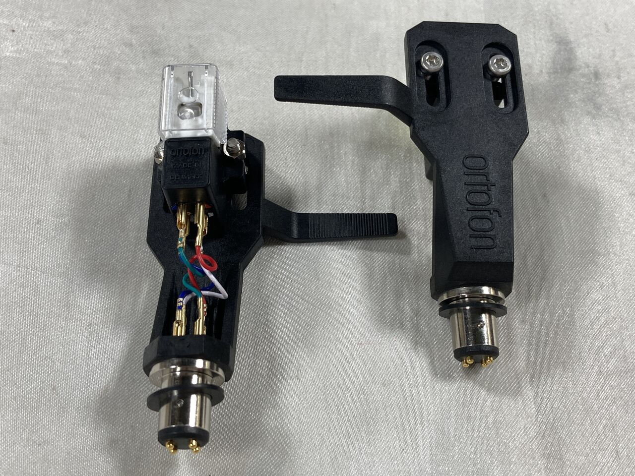 ortofon VNL + Technics ヘッドシェルペア + 交換針x4 ORTOFON ortofon VNL + Technics ヘッドシェルペア + 交換針x4 ORTOFON